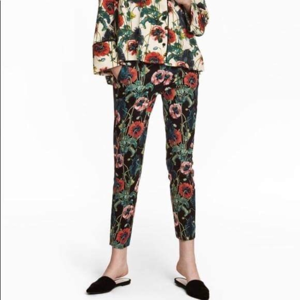 NWOT H&M Poppy Black Floral Pants